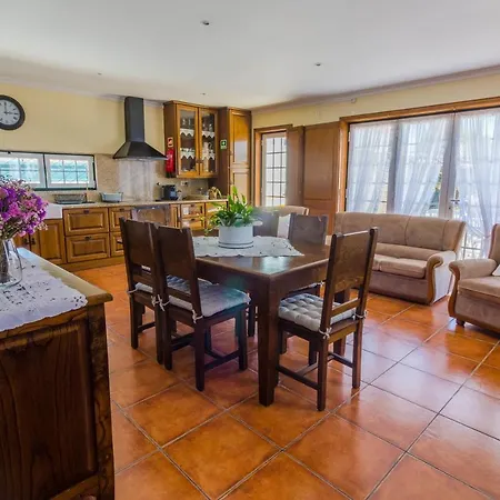 Araujo 111 - Traditional House *