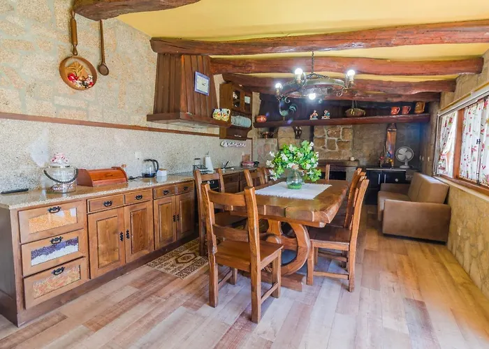 Casa vacanze Araujo 111 - Traditional House *